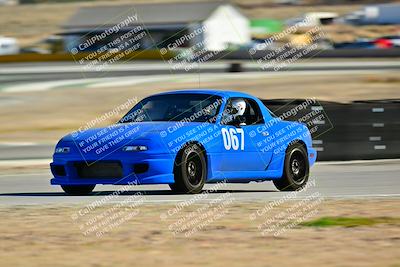 media/Dec-13-2025-Extreme Speed (Sat) [[d129ecb0b9]]/Beginner/Session 2 (Turn 4)/